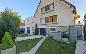 maison traditionnelle à la vente -   77500  CHELLES, surface 130 m2 vente maison traditionnelle - UBI476855990